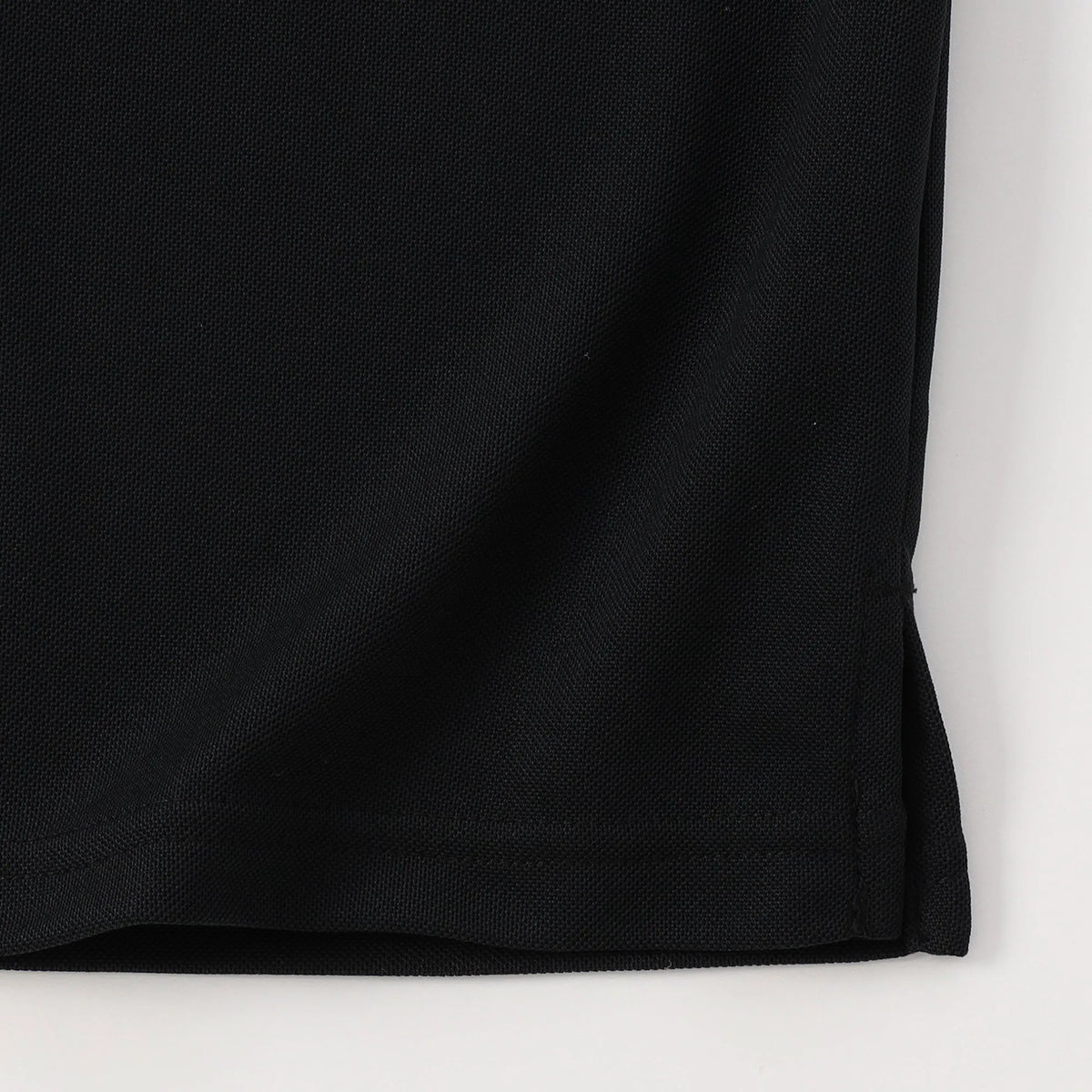 Black (09)