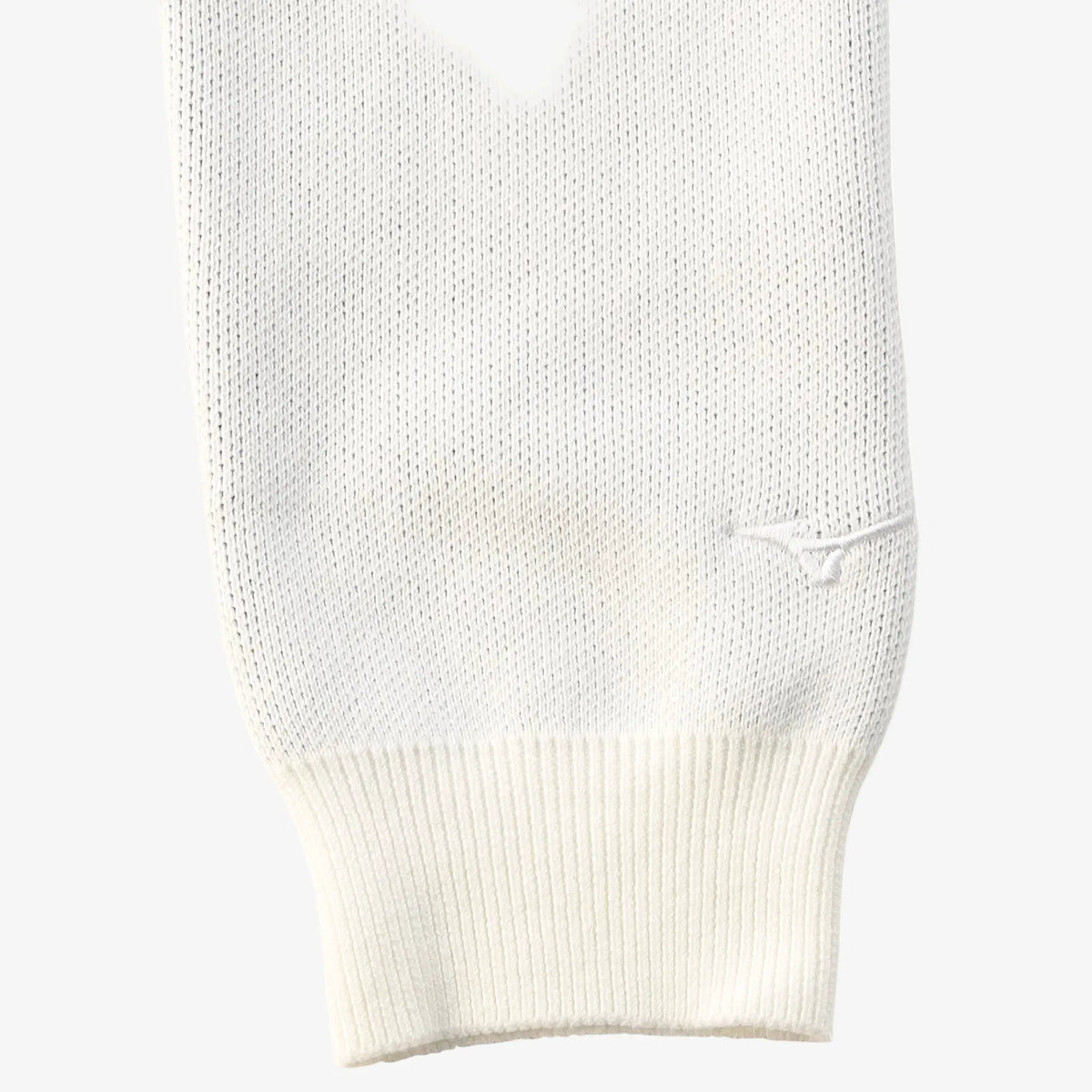 White (01)