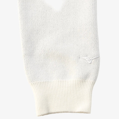White (01)