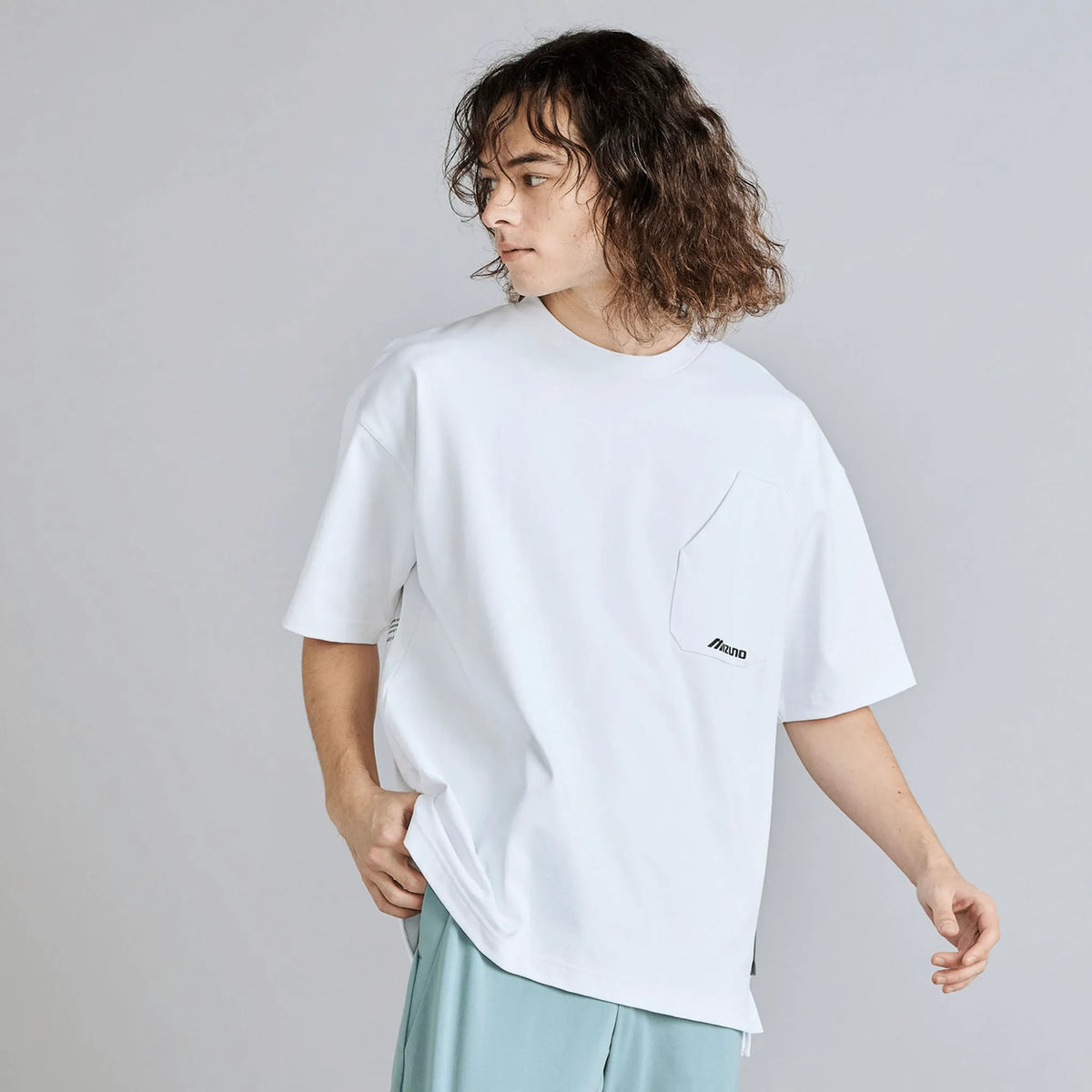 White (01)