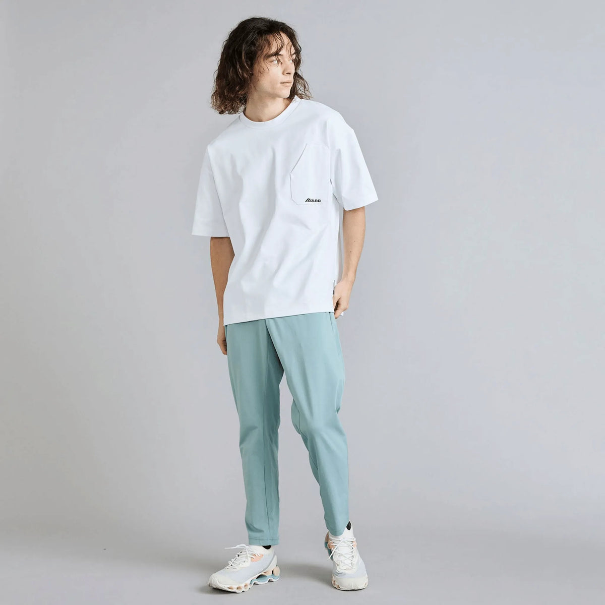 White (01)