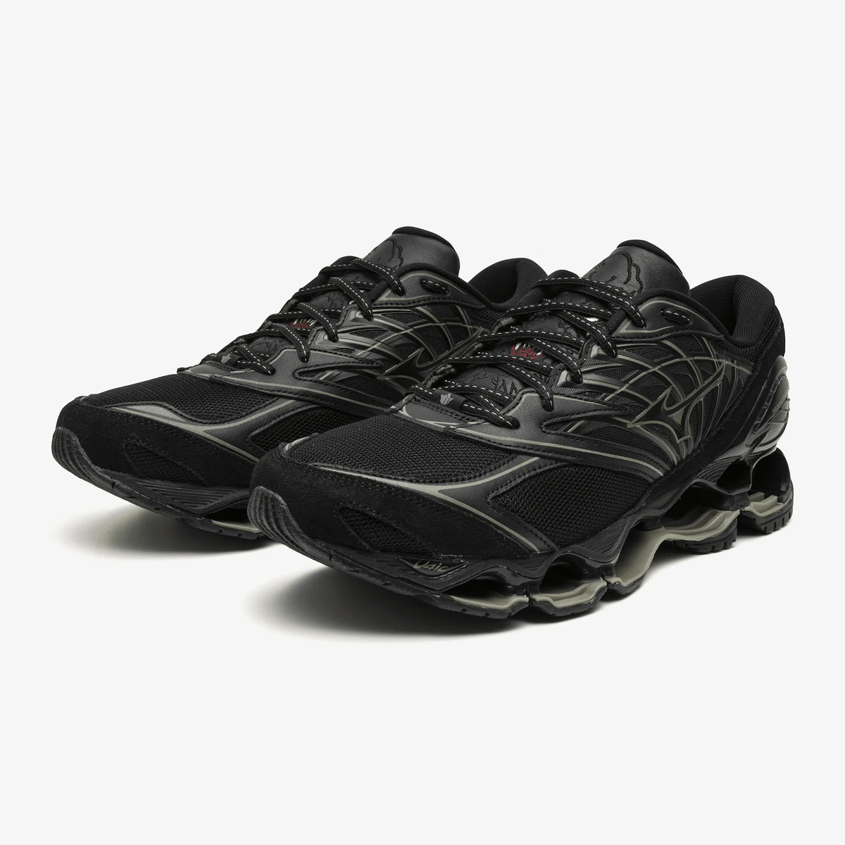 Black Black (01)