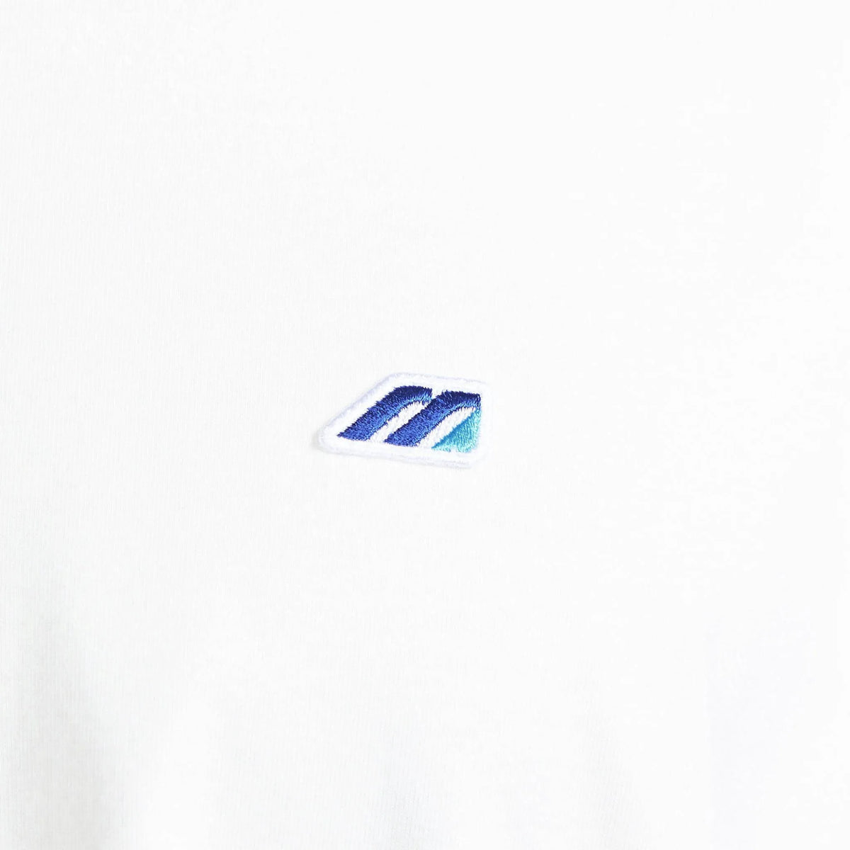 White (01)