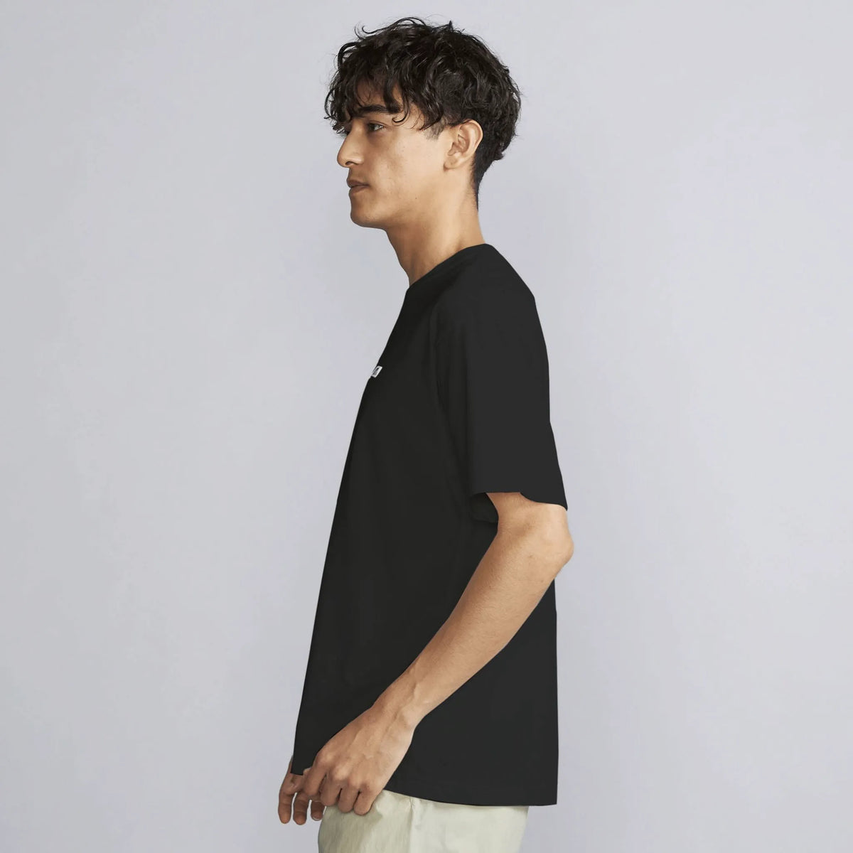 Black (09)
