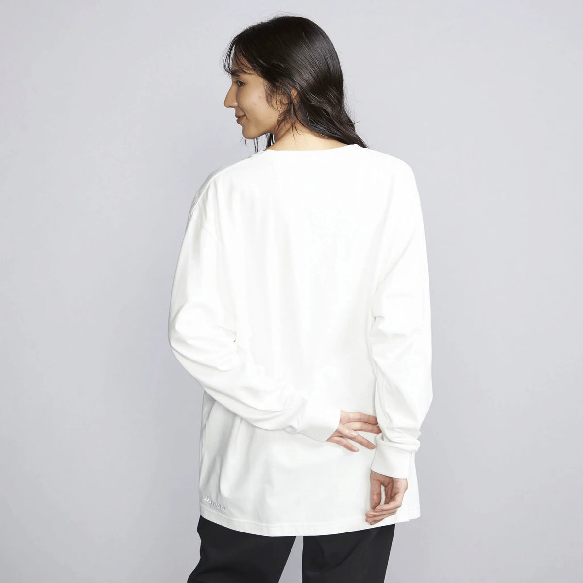 White (01)