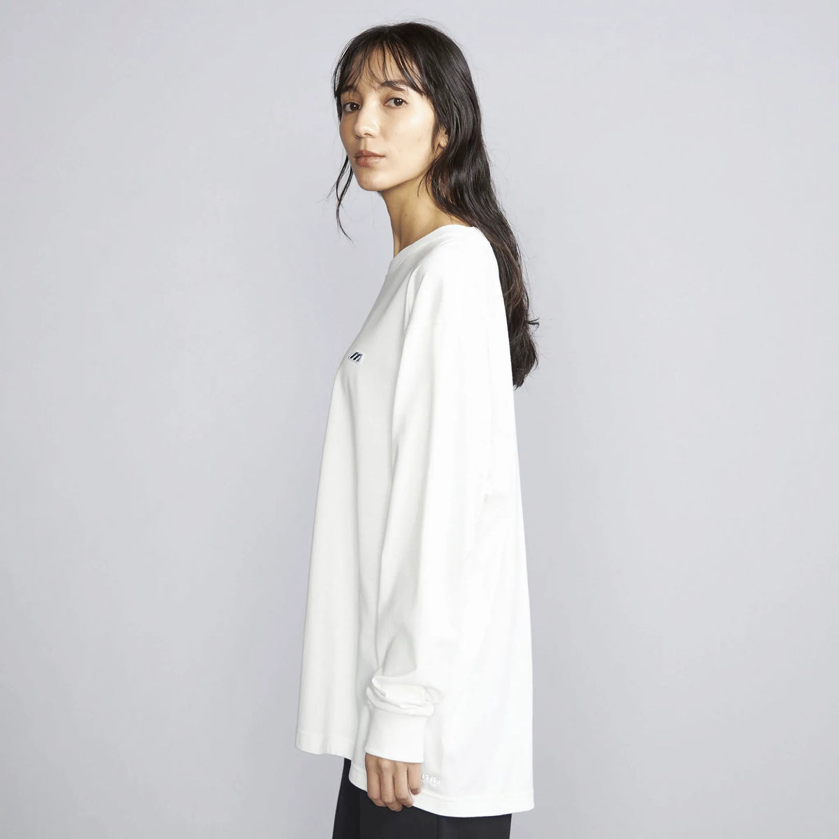 White (01)