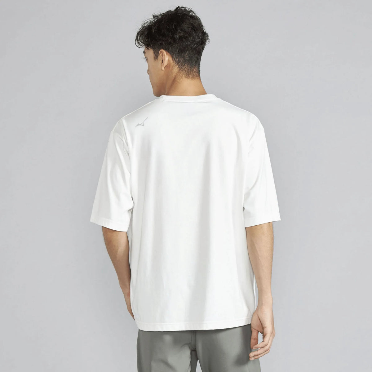 White (01)