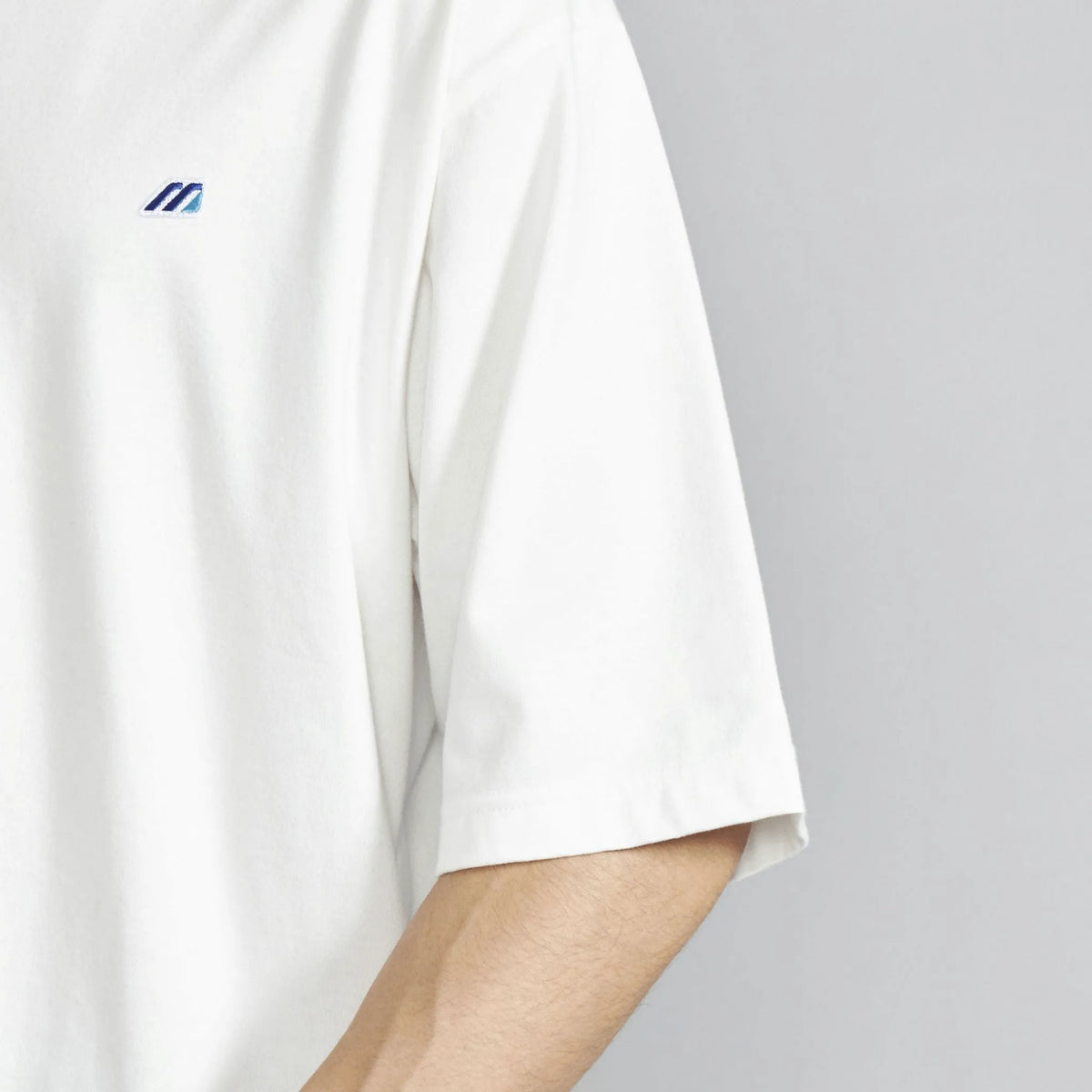White (01)