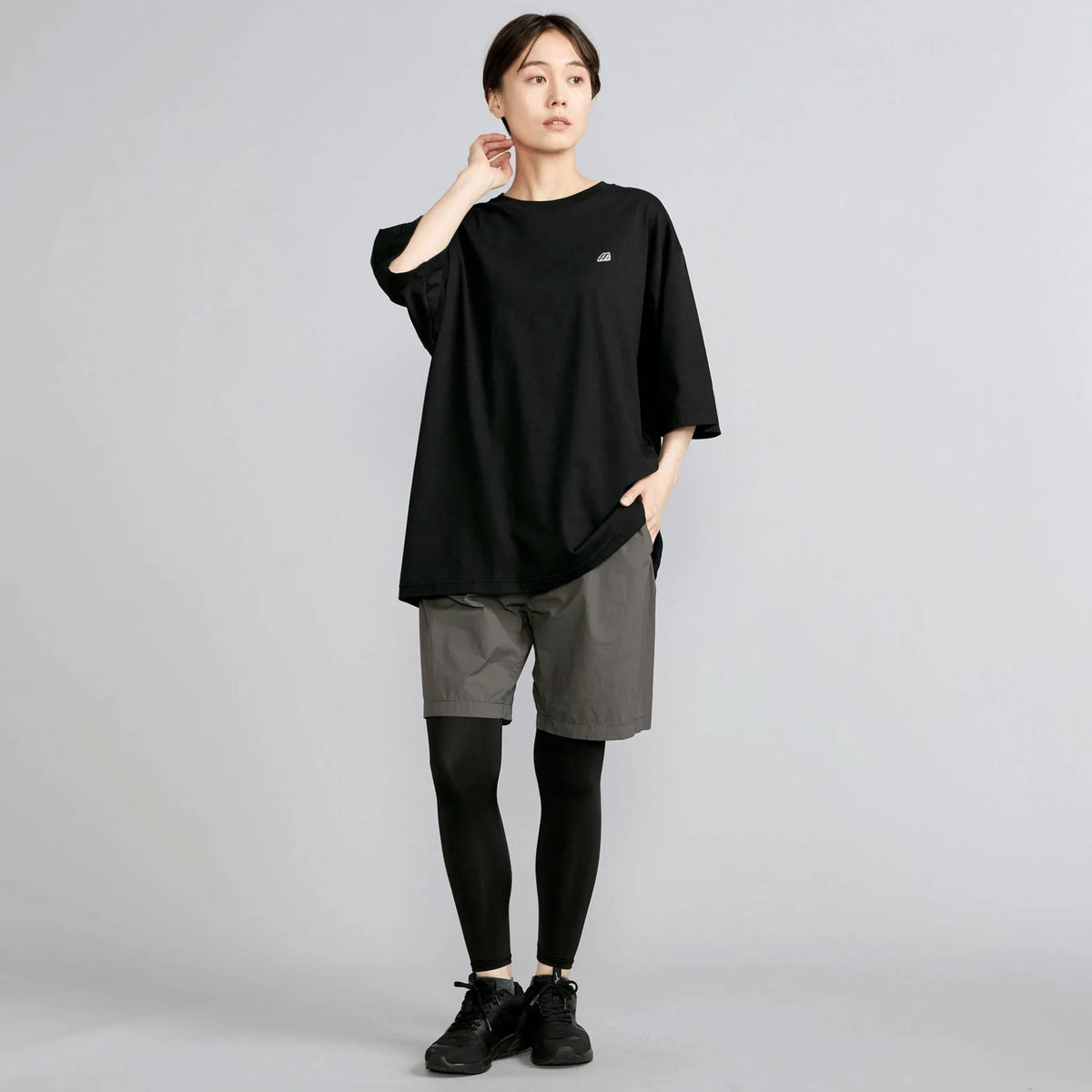 Black (09)