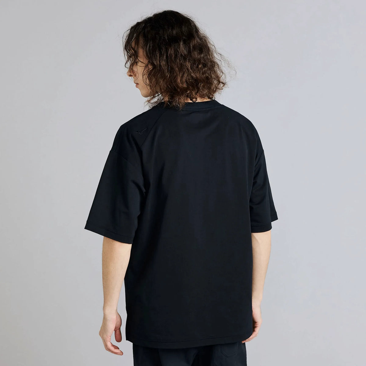 Black (09)