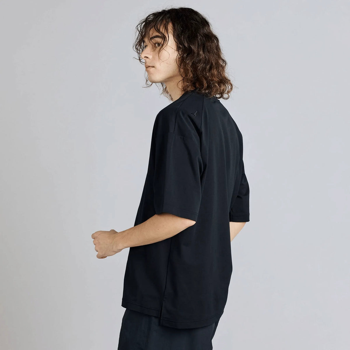 Black (09)