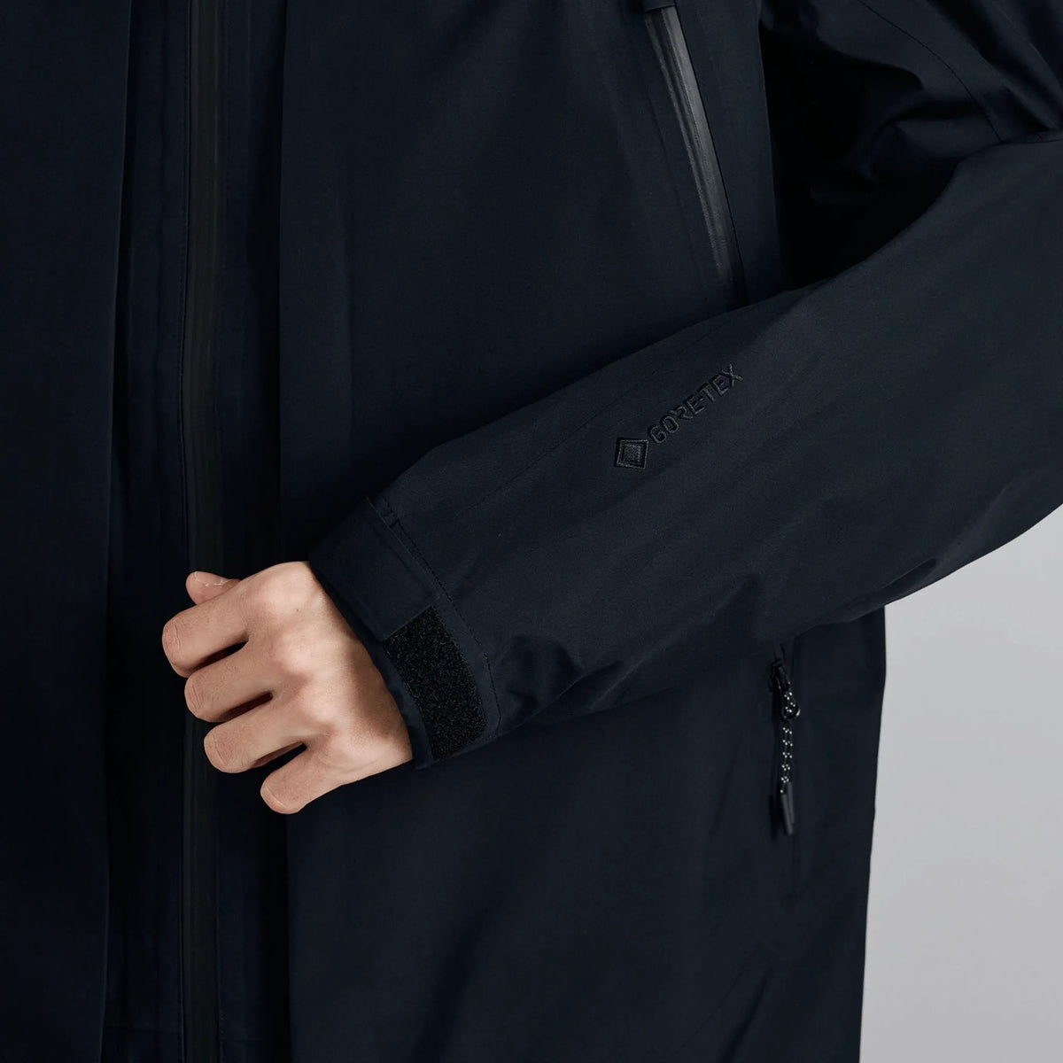 Black (09)