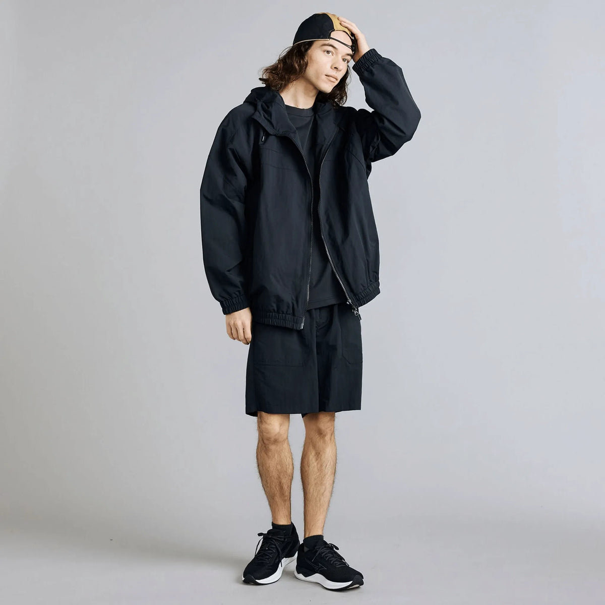 Black (09)