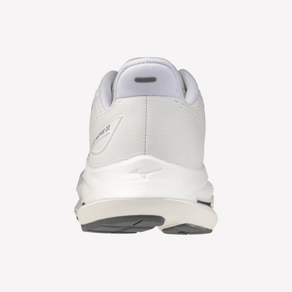 White (07)