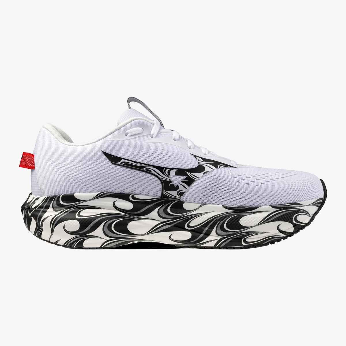 White Black Red (81)