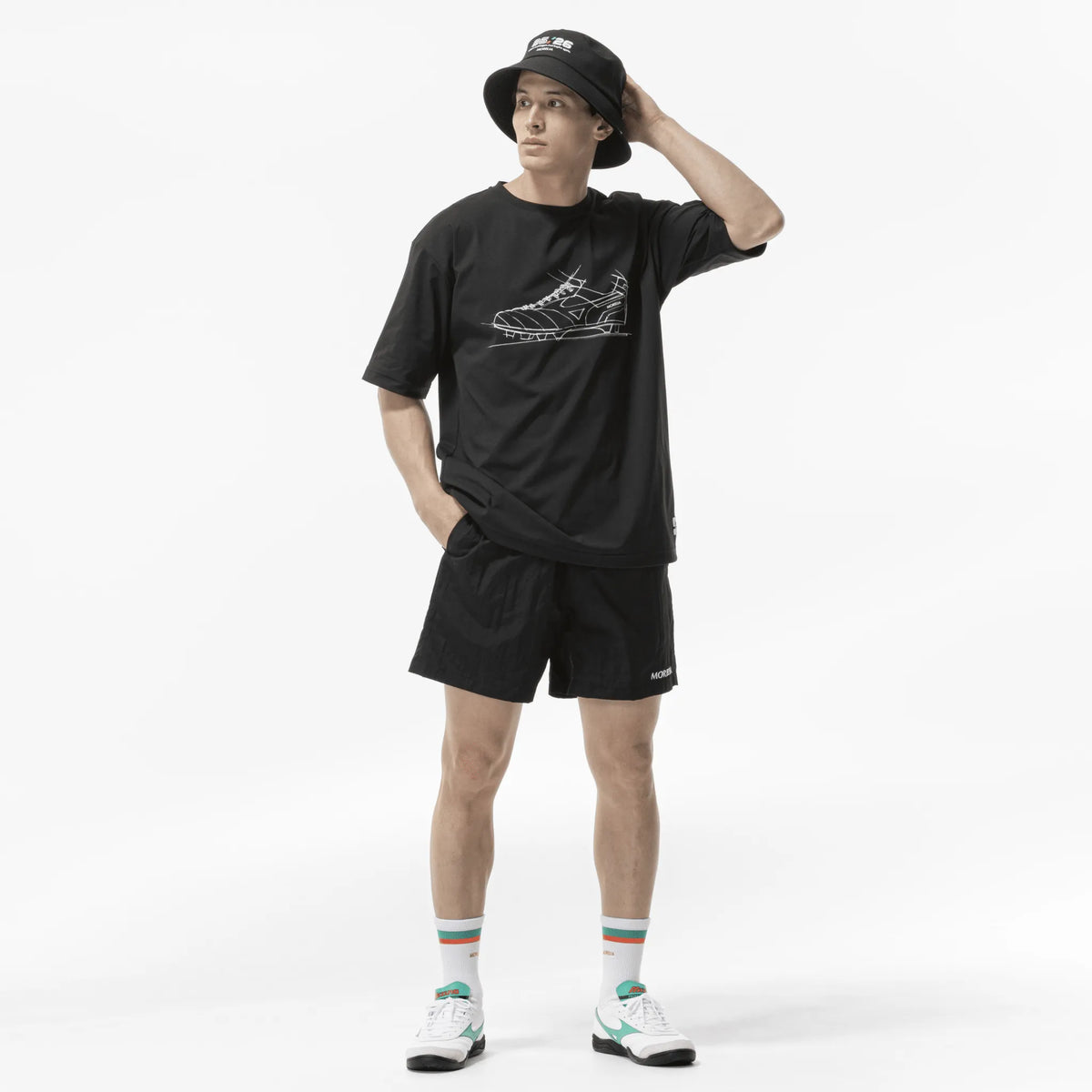 Black (09)