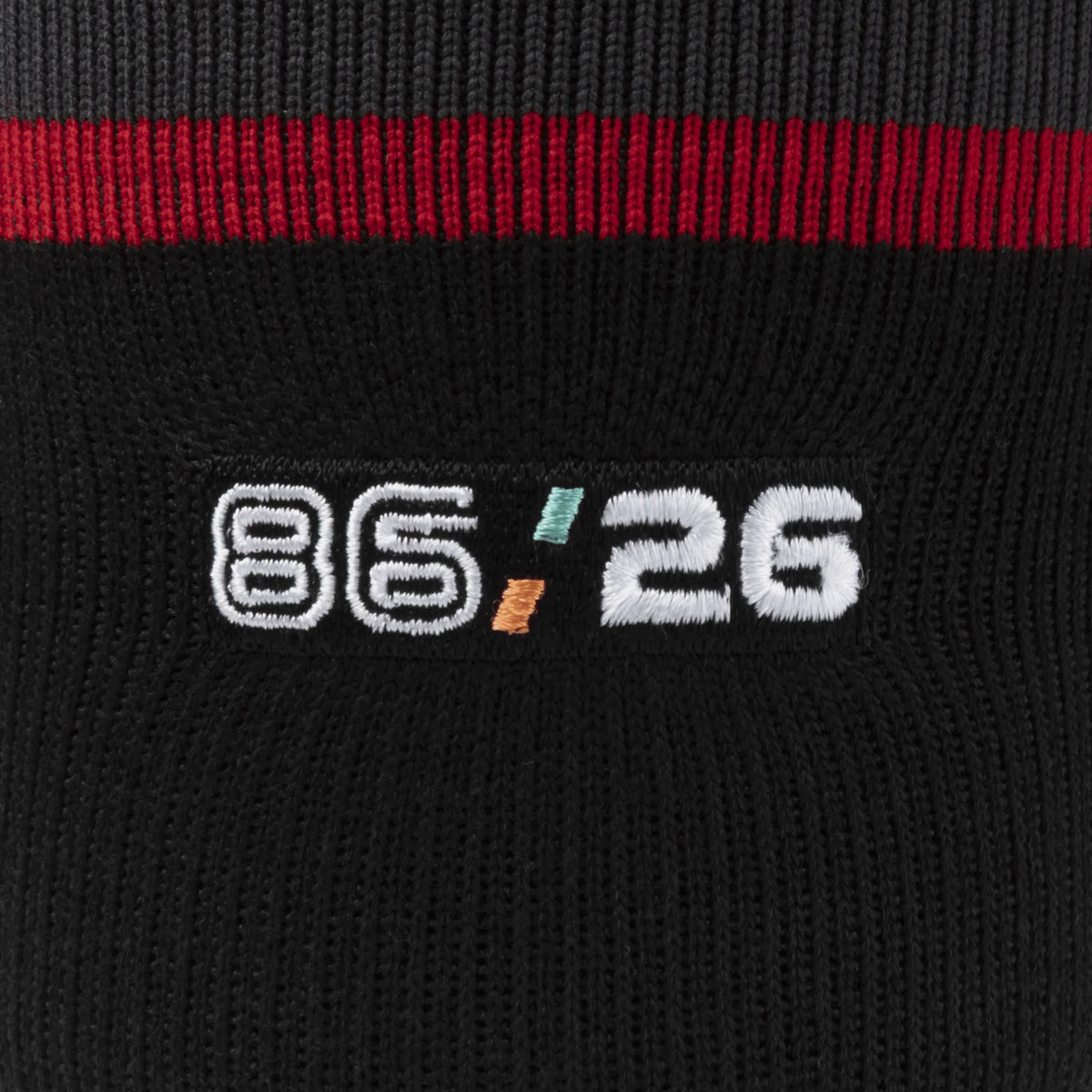 Black (09)