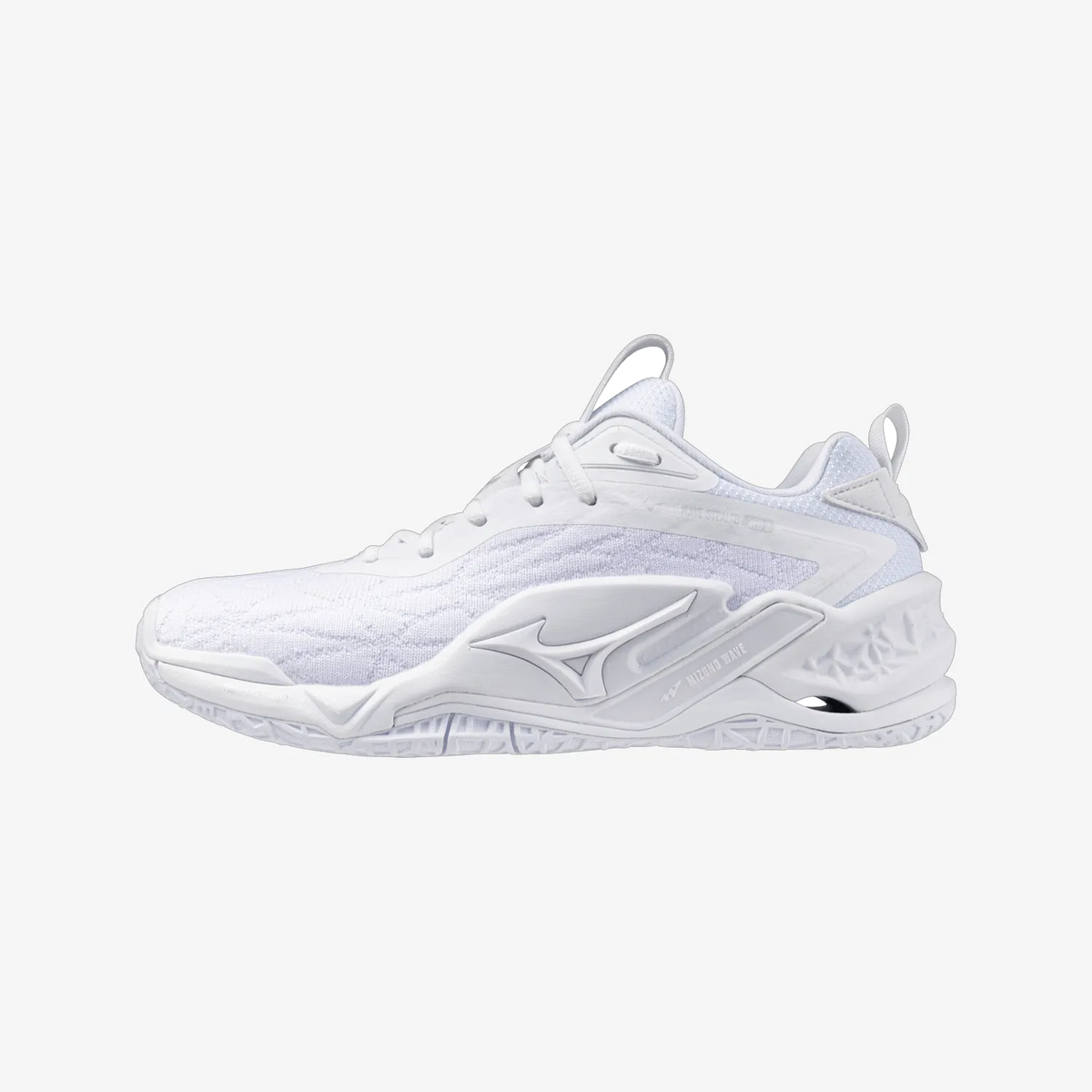 White White (52)