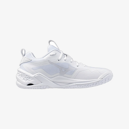 White White (52)
