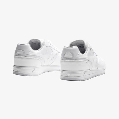 White (05)
